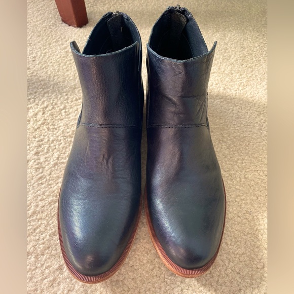 KorkEase Shoes Korkease Ryder Short Ankle Boots Size 85 Black